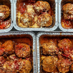Meatballs & Tomato Sauce (8 pcs)