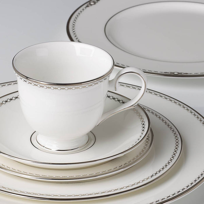 Pearl Platinum™ 5-piece Place Setting