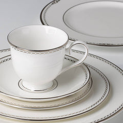 Pearl Platinum™ 5-piece Place Setting