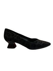 ZAPATO SALON NEGRO GIAGUARO TACON 3 DANIELA VEGA
