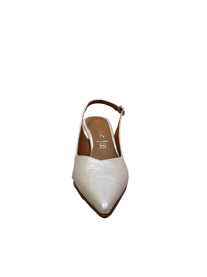 ZAPATO DANIELA VEGA DESTALONADO CHAMPAGNE