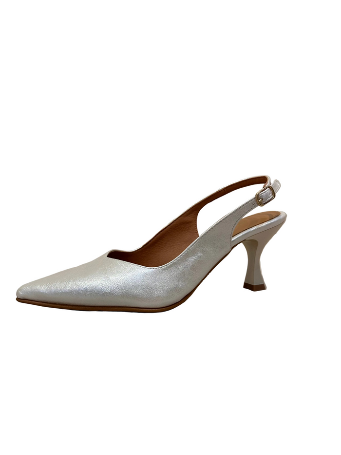 ZAPATO DANIELA VEGA DESTALONADO CHAMPAGNE