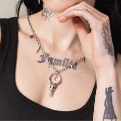 CROW WARD NECKLACE