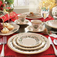 Holiday 5-piece Dinnerware Set + Bonus