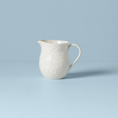 Opal Innocence Carved™ Creamer
