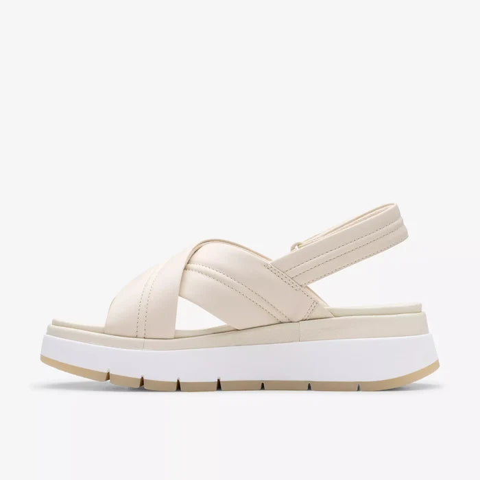 SANDALIA CLARKS TUSCAN CROSS CREMA