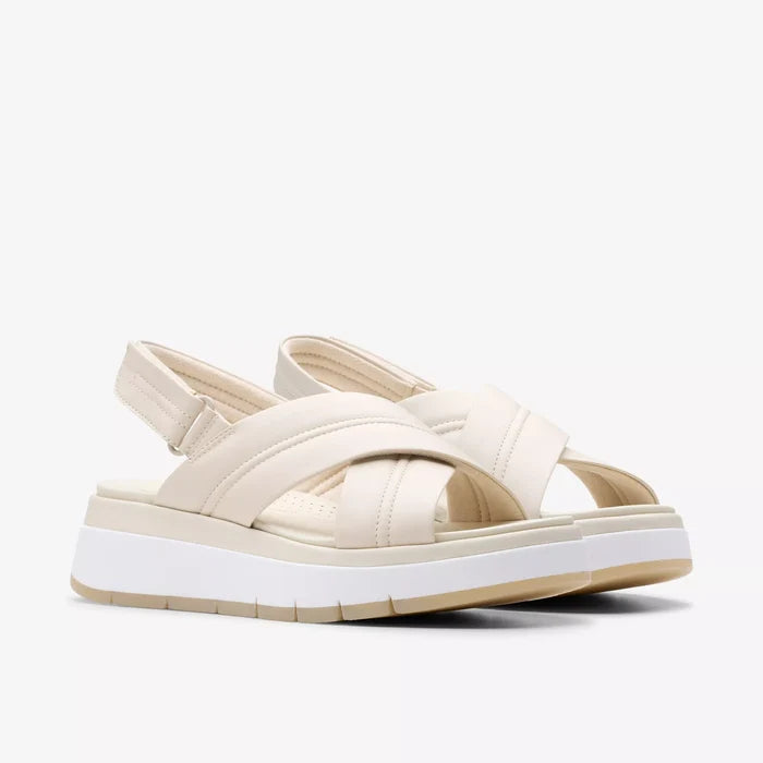 SANDALIA CLARKS TUSCAN CROSS CREMA