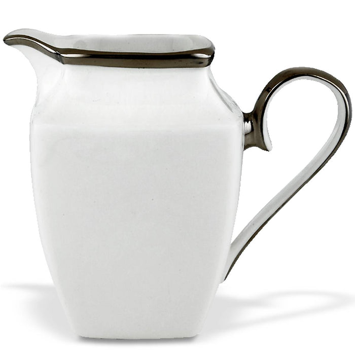 Solitaire White® Square Creamer