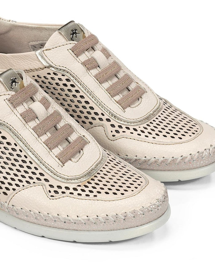 ZAPATO FLUCHOS CIERRE ELASTICOS PICADO